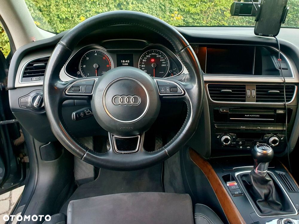 Audi A4 Allroad 2.0 TDI Quattro - 23