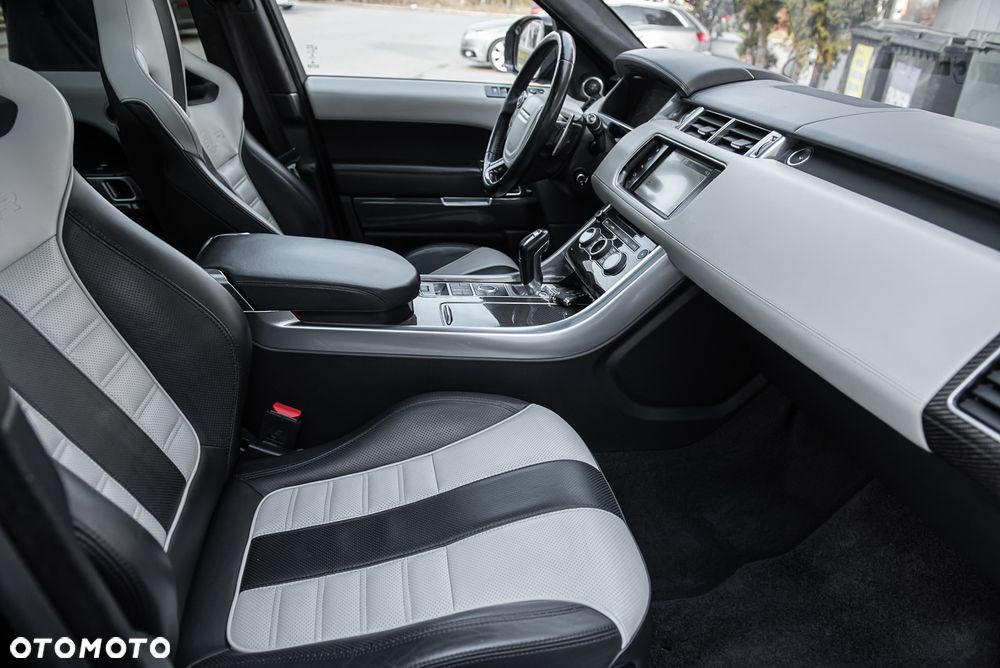 Land Rover Range Rover Sport - 30