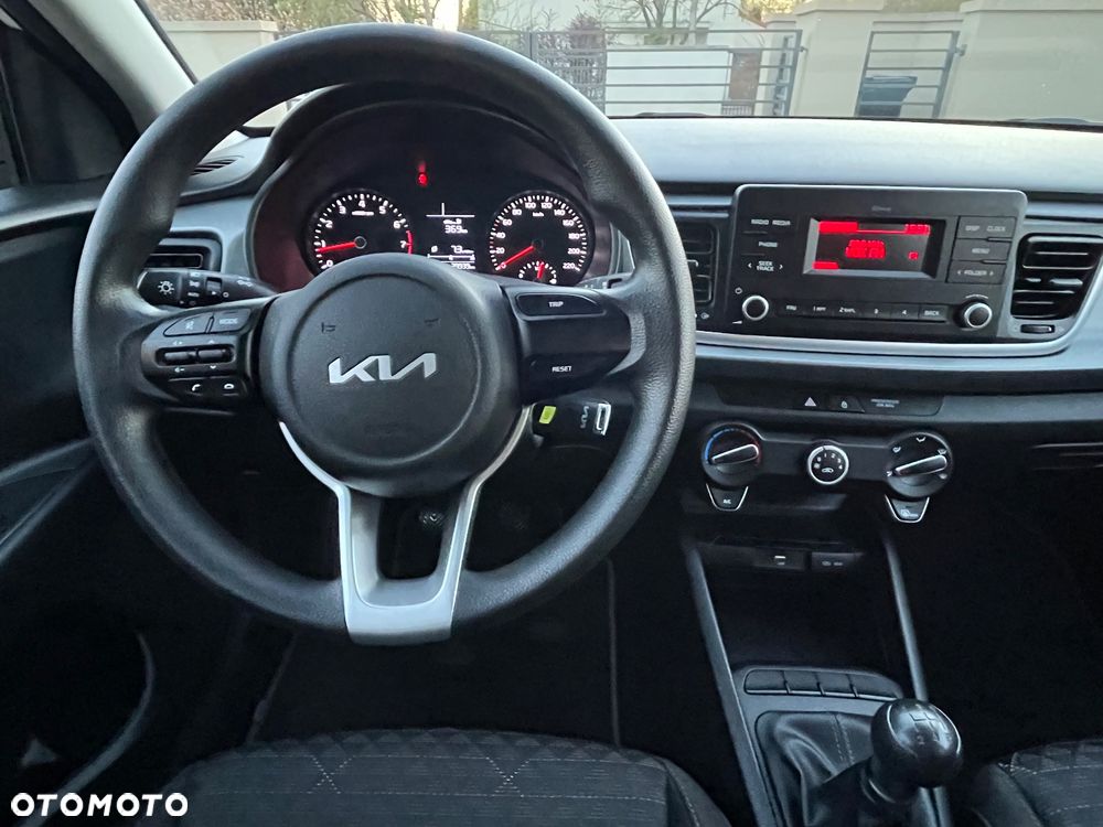 Kia Rio 1.2 M - 21