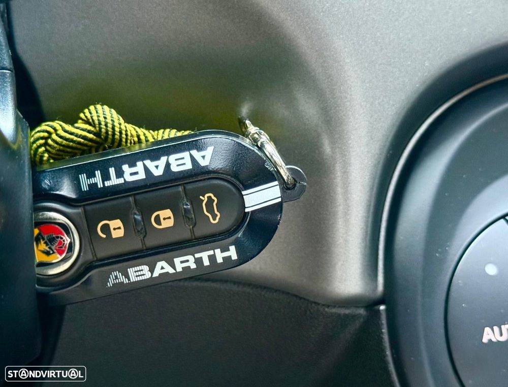 Abarth 595C 1.4 T-Jet Pista 3.0 - 33