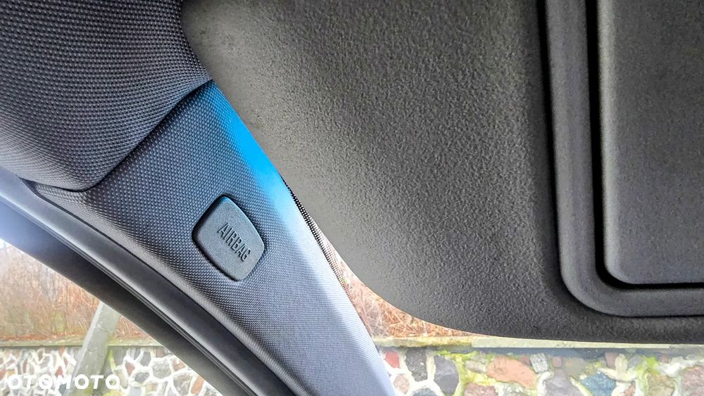 Opel Astra 1.9 CDTI Cosmo - 15