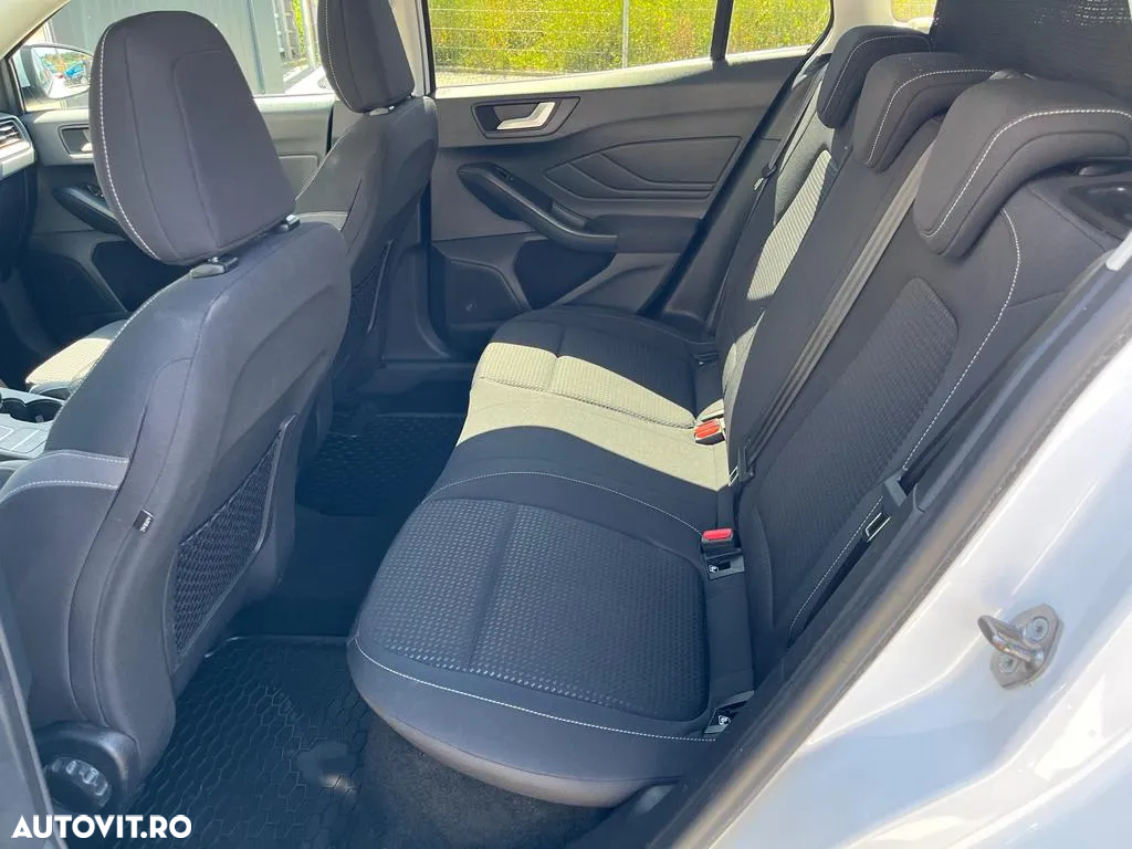 Ford Focus 2.0 EcoBlue Start-Stopp-System Aut. TITANIUM X - 5