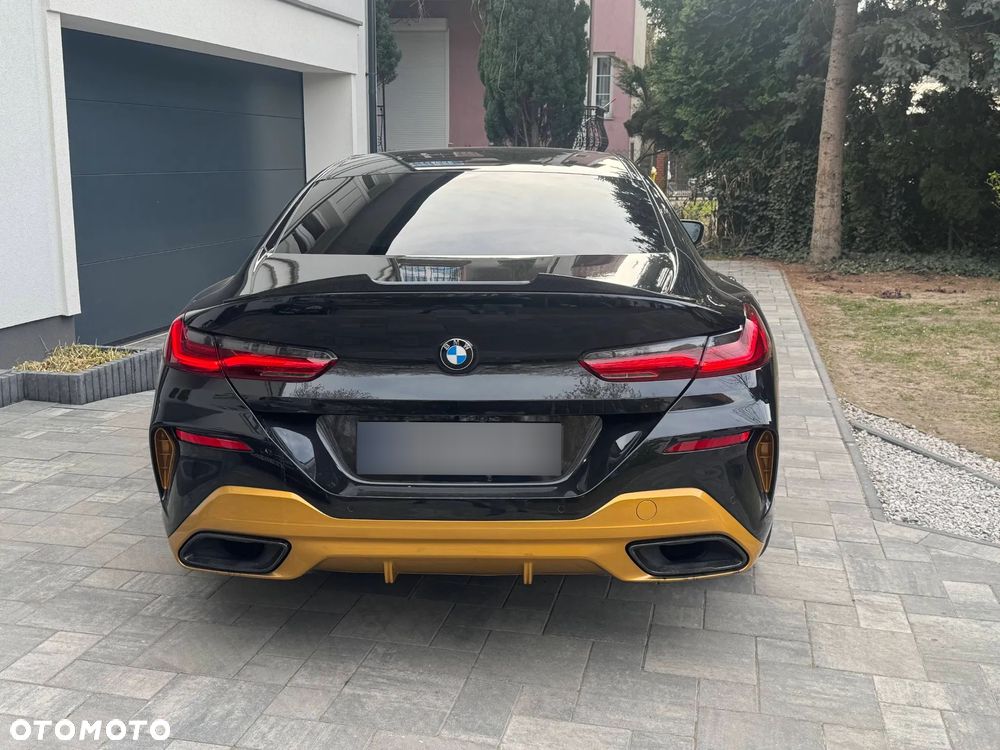 BMW Seria 8 - 3