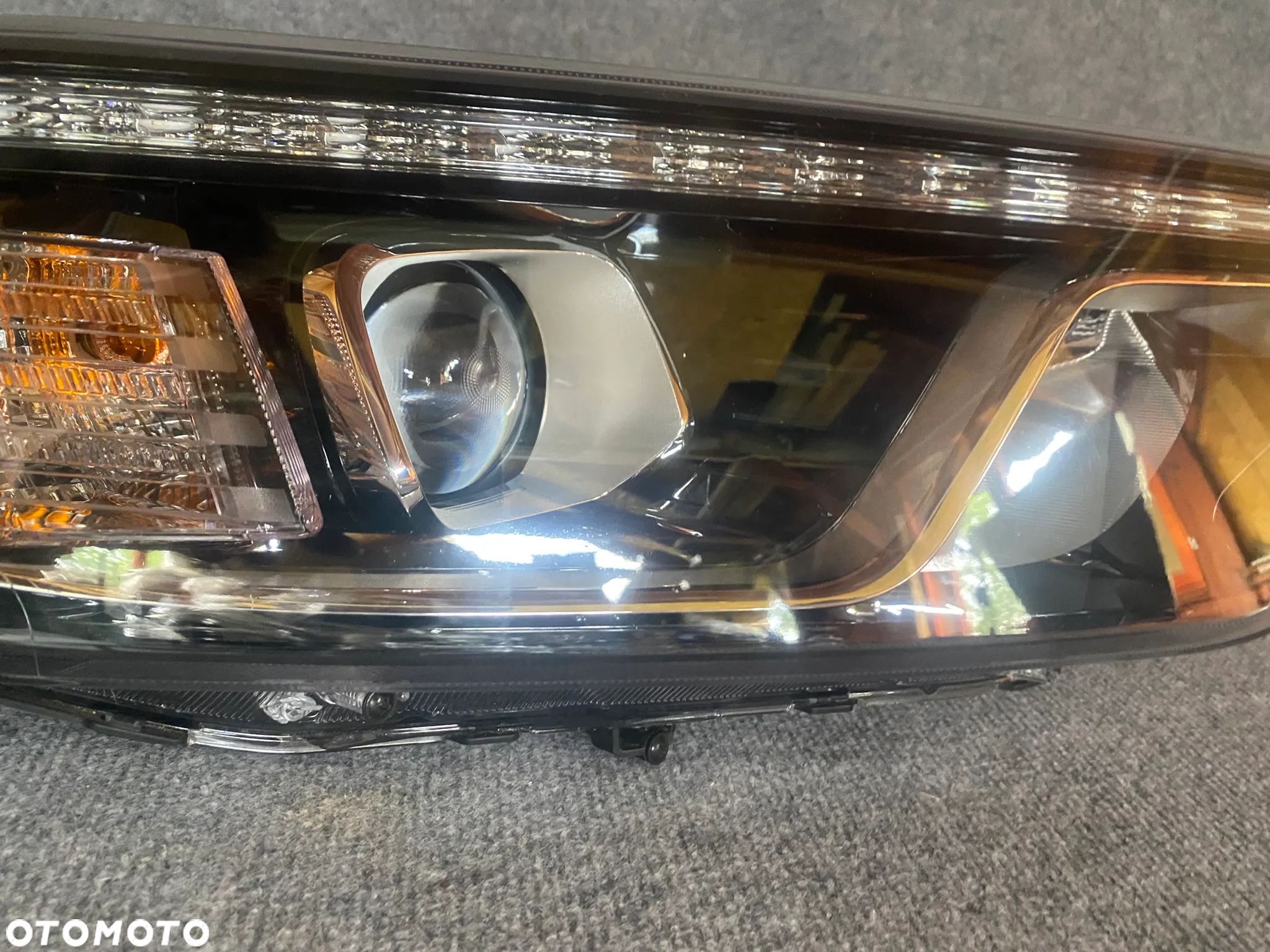 REFLEKTOR LAMPA PRZEDNIA PRAWA - SSANGYONG TIVOLI LIFT SOCZEWKA LED 2019- - 4