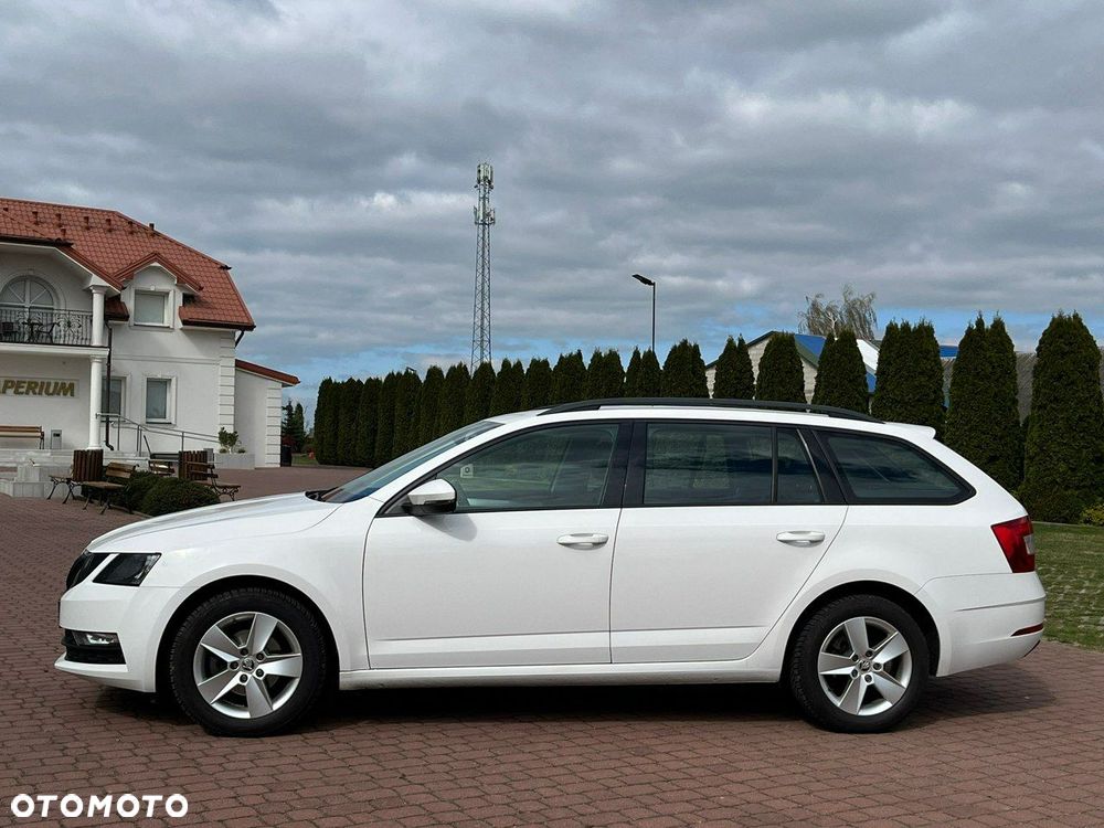 Skoda Octavia 1.6 TDI Ambition - 2