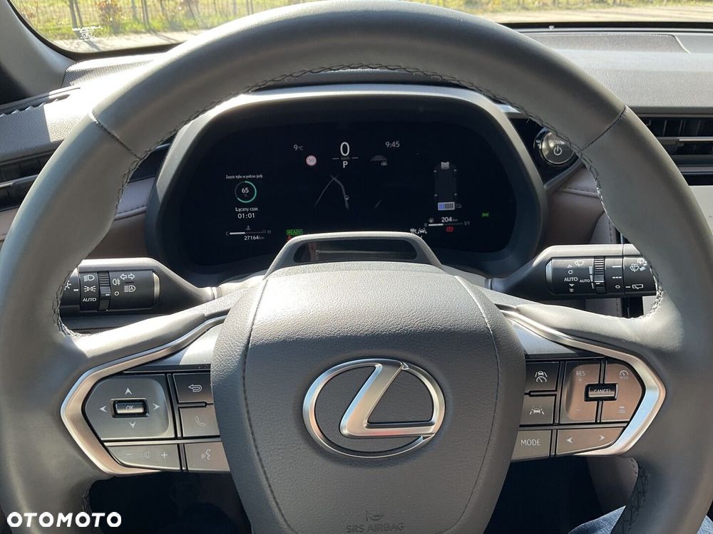 Lexus LBX 1.5 Hybrid - 16