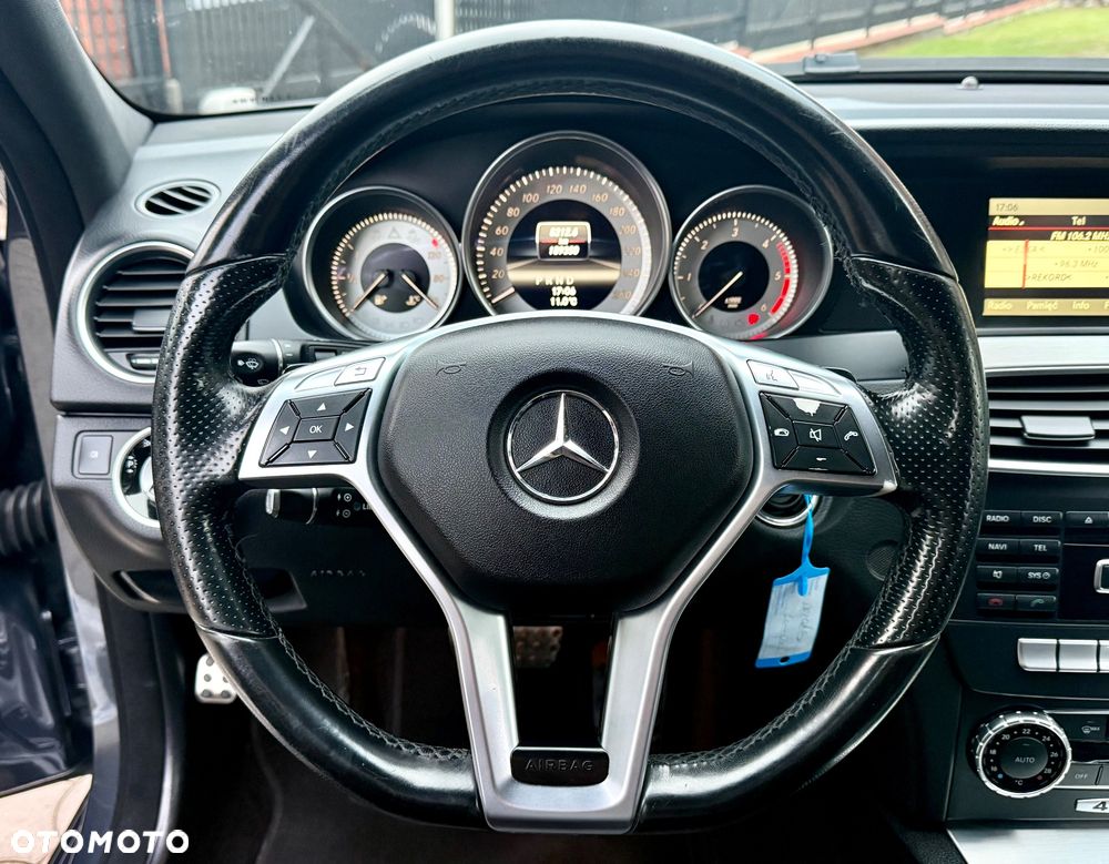 Mercedes-Benz Klasa C 300 CDI DPF 4Matic (BlueEFFICIENCY) 7G-TRONIC Avantgarde - 18