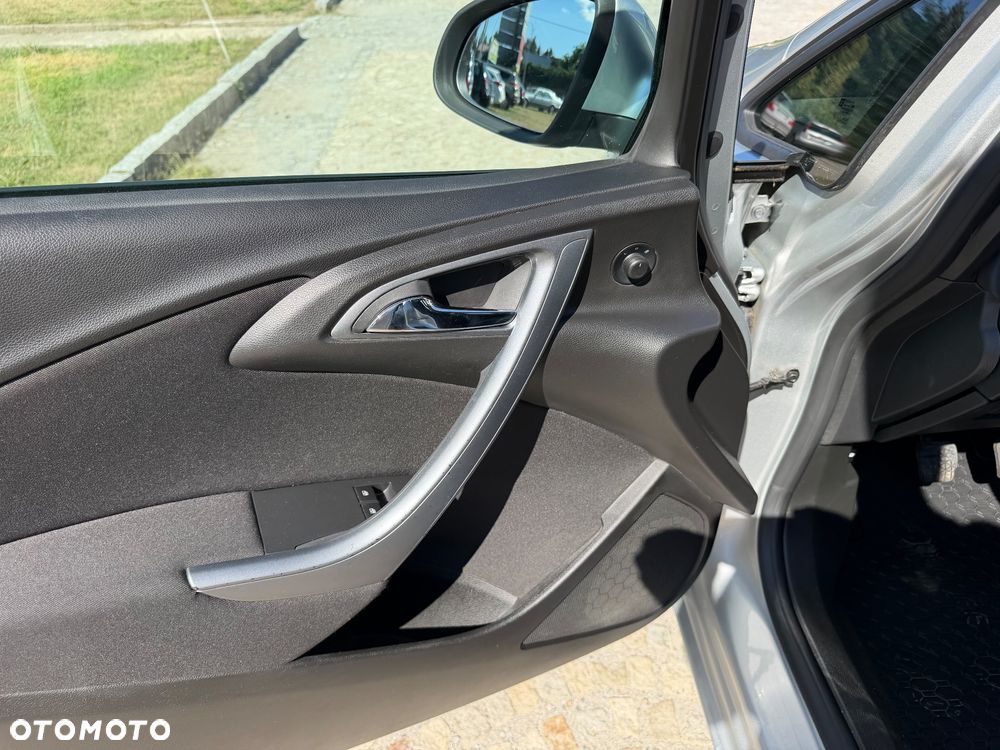 Opel Astra 1.4 Turbo - 19