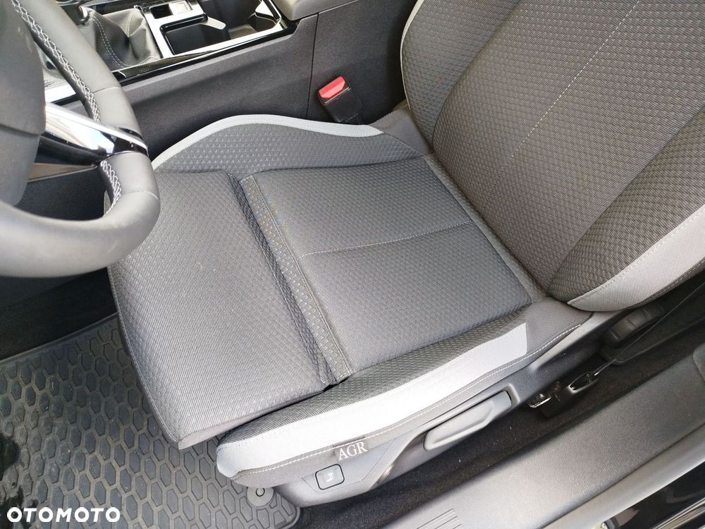 Opel Astra 1.2 T Edition S&S - 12