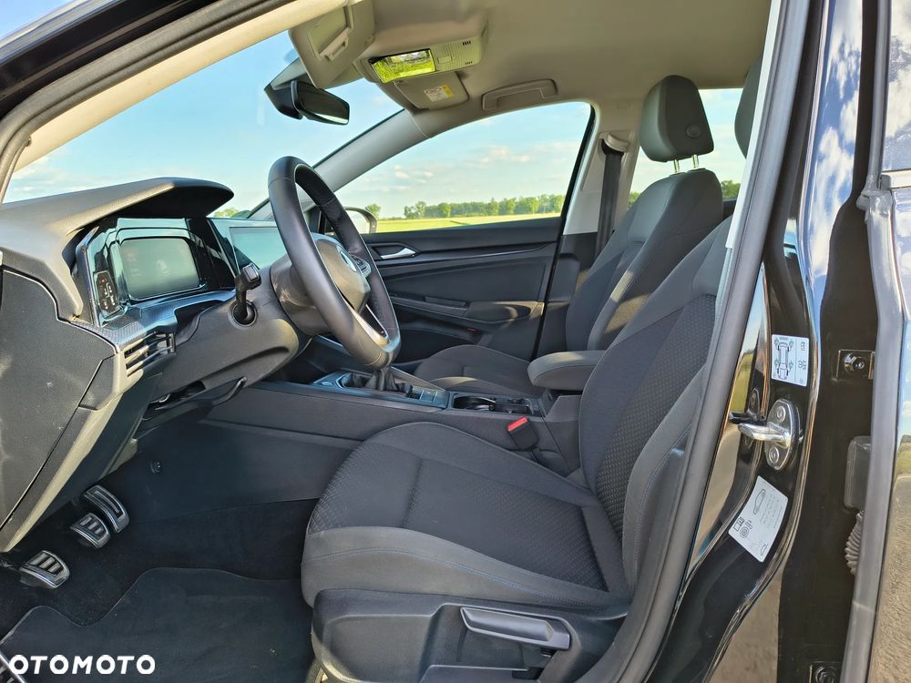 Volkswagen Golf 1.5 TSI EVO United - 13