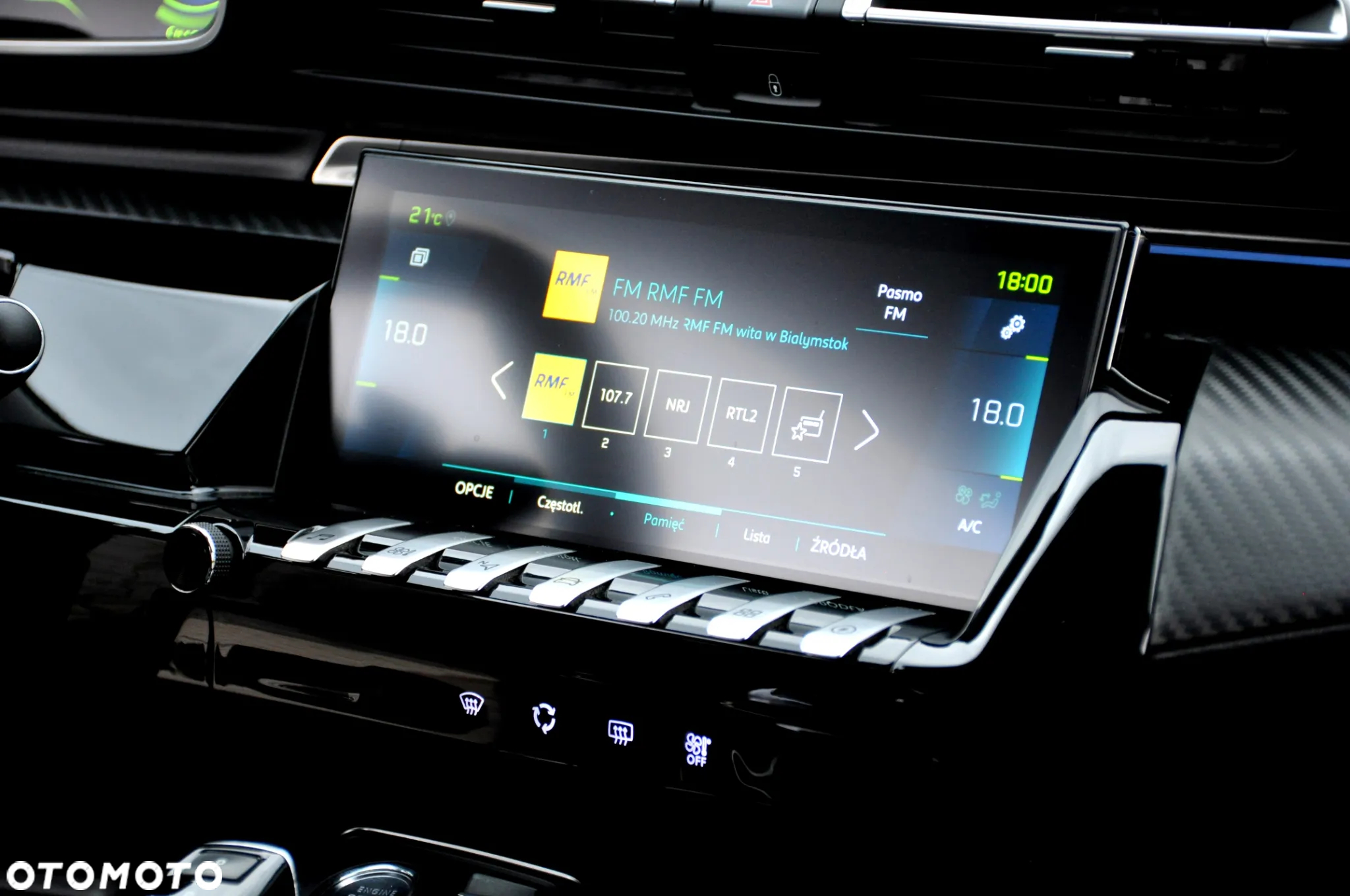 Peugeot 508 SW Plug-In Hybrid 225 e-EAT8 Allure Pack - 29