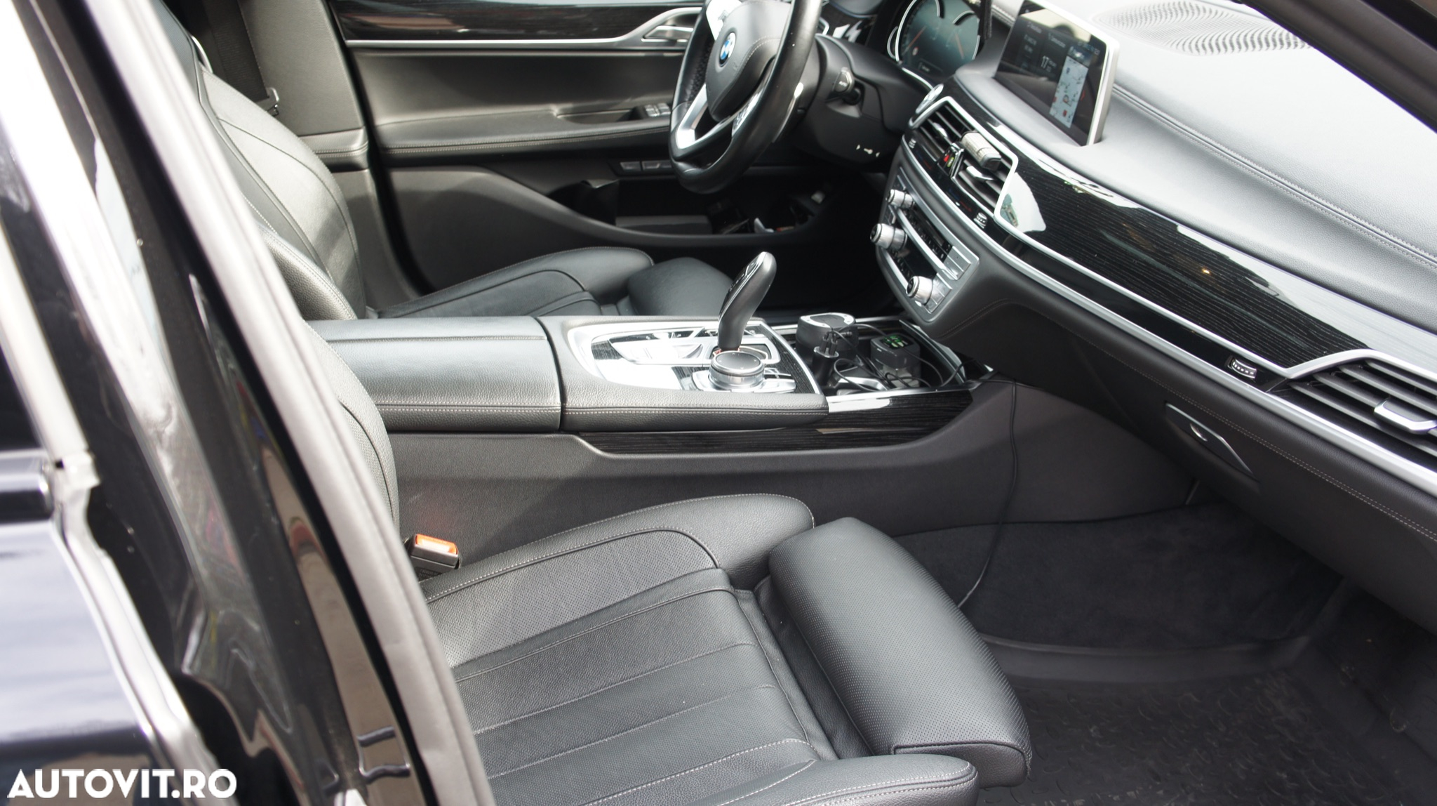 BMW Seria 7 740Ld xDrive - 11