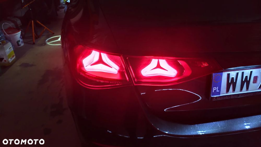 Mercedes-Benz Klasa E 220 d mHEV AMG 9G-Tronic - 20