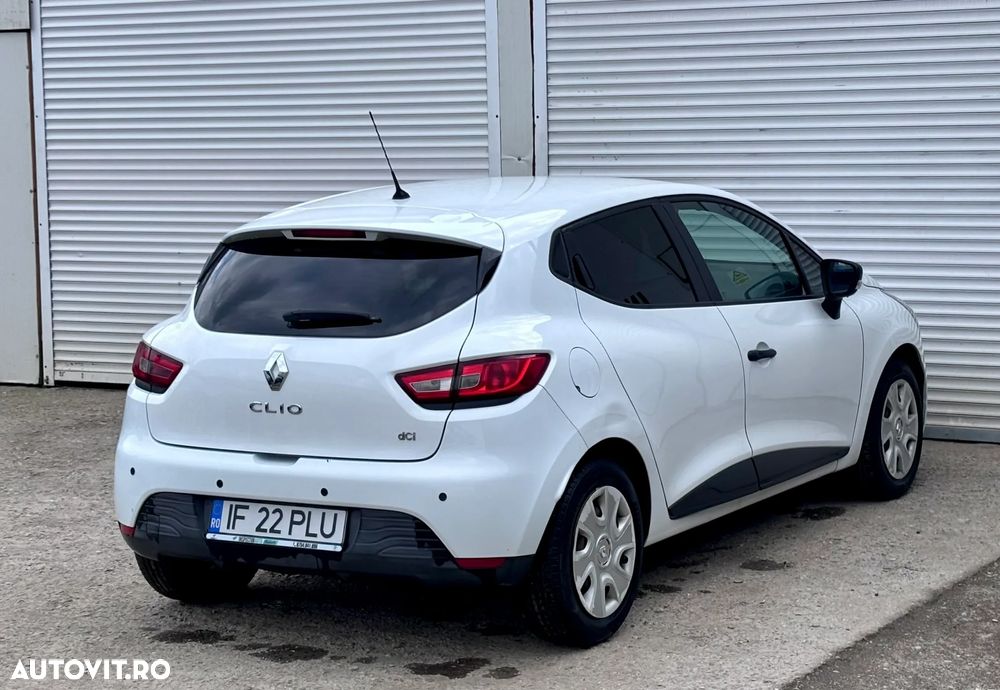 Renault Clio 1.5 dCi 75 Authentique - 12
