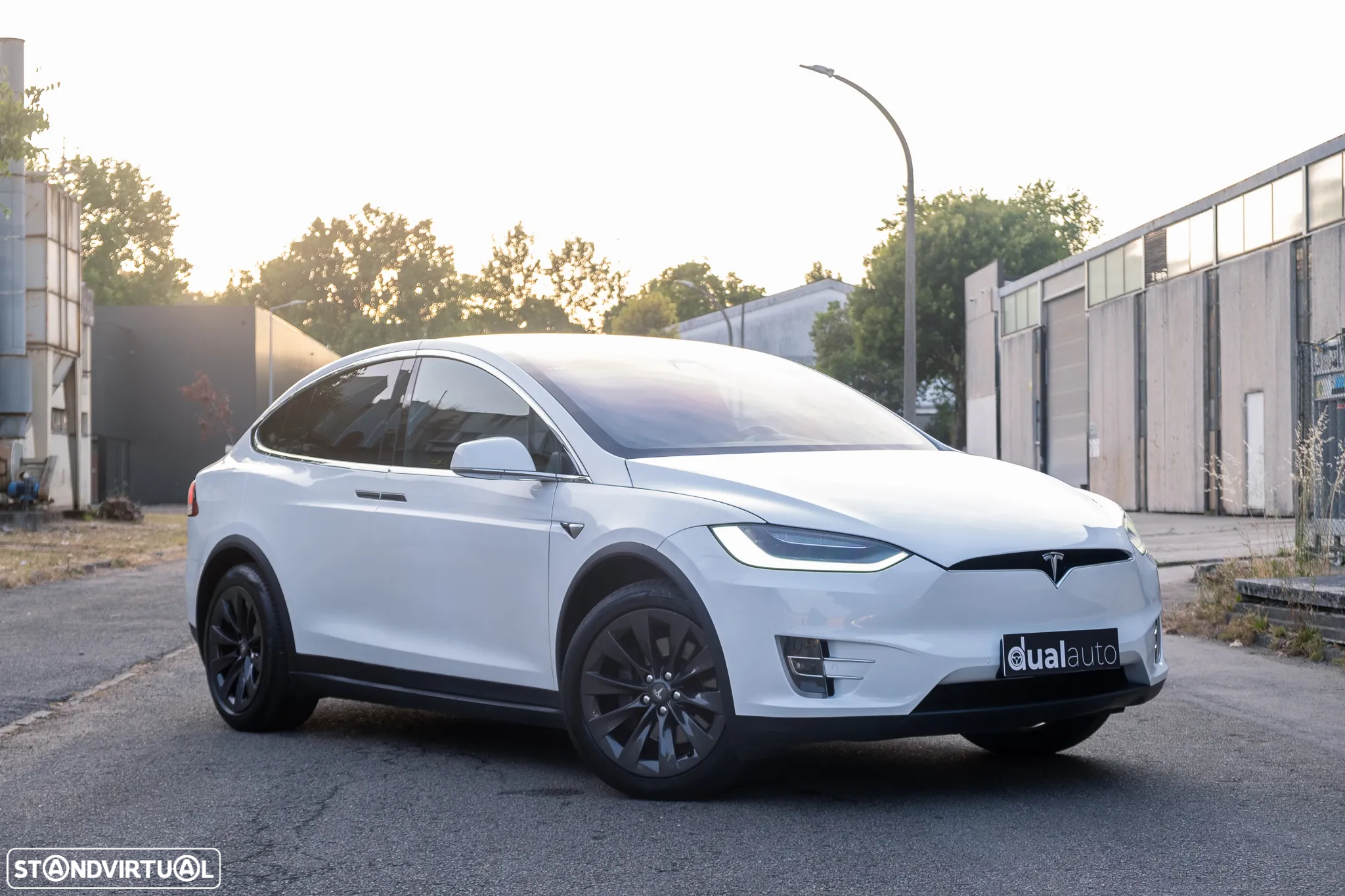 Tesla Model X 100 kWh Long Range AWD - 3