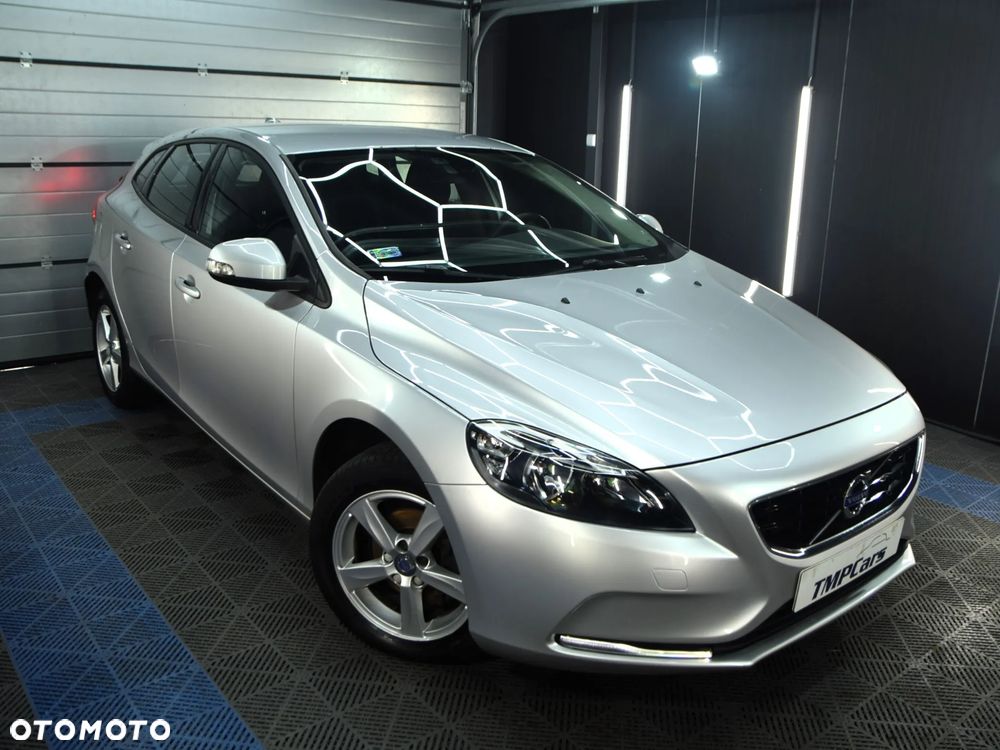 Volvo V40 - 33
