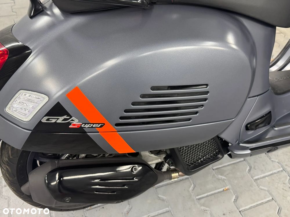 Vespa GTS - 6