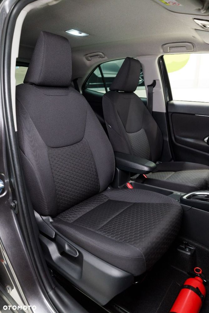 Toyota Yaris Cross - 17