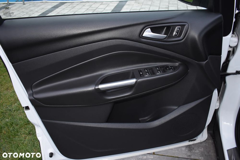 Ford Kuga 1.5 EcoBoost FWD Titanium ASS - 22