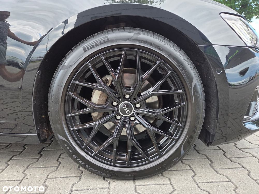 Audi A6 Avant 40 TDI quattro S tronic - 16