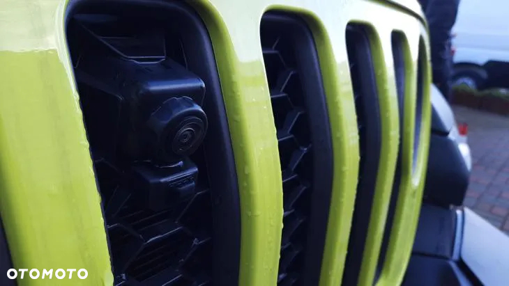 Jeep Wrangler - 11