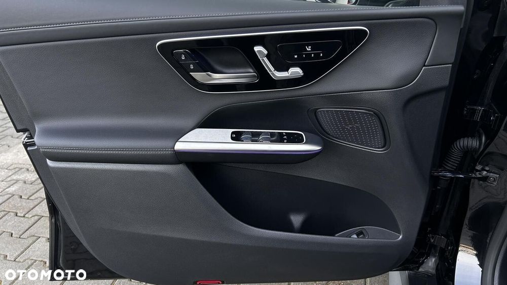 Mercedes-Benz GLC 200 mHEV 4-Matic AMG Line - 12
