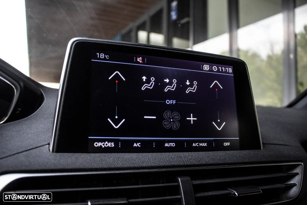 Peugeot 3008 1.6 PureTech GT EAT8 - 35