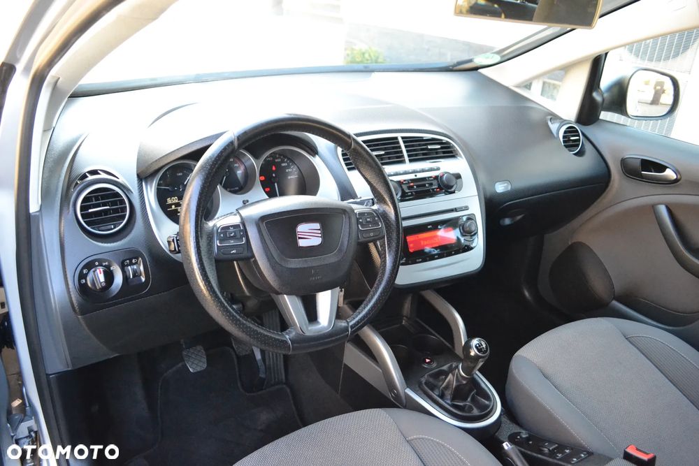 Seat Altea XL 1.6 Reference - 25