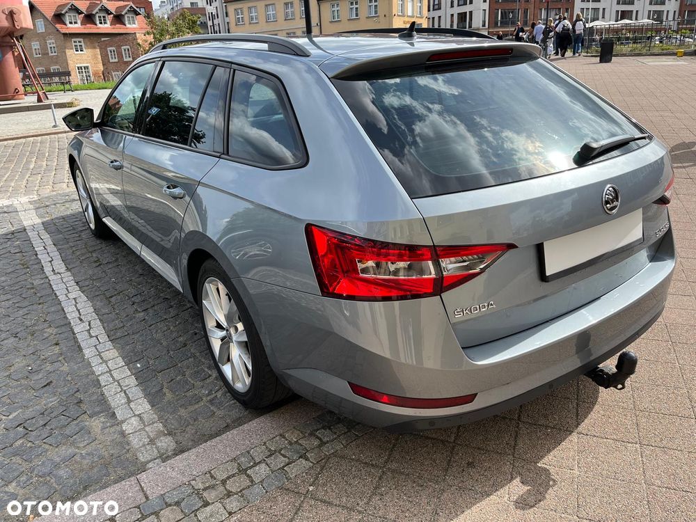 Skoda Superb 1.4 TSI ACT Ambition - 4