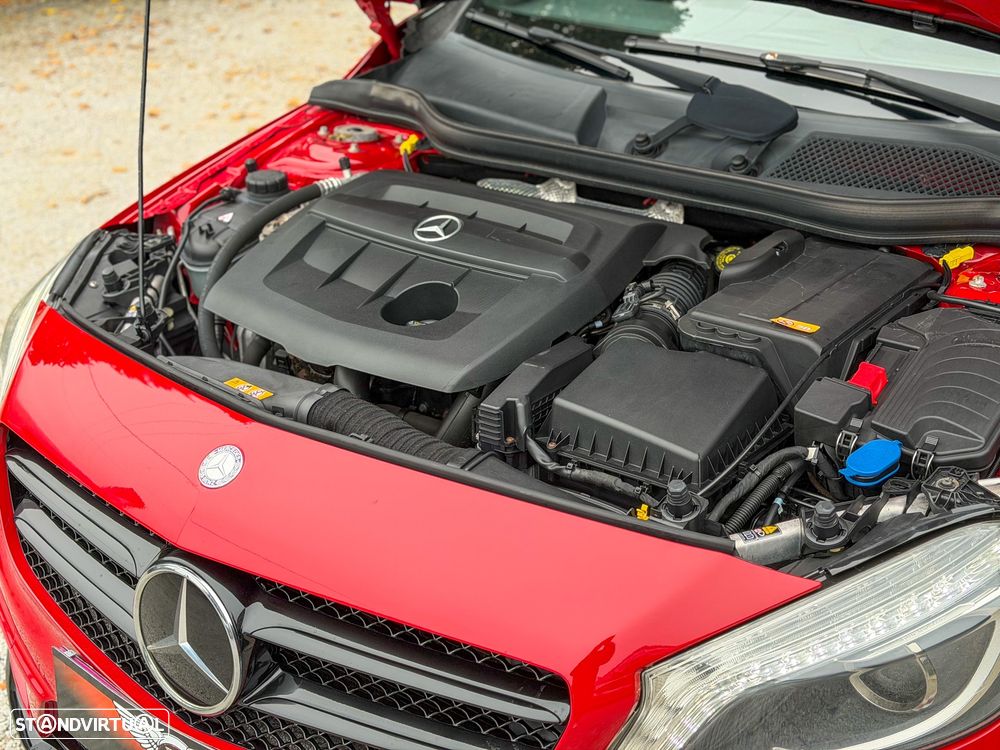 Mercedes-Benz A 180 CDi BE AMG Line - 4