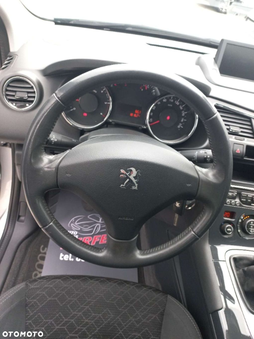 Peugeot 3008 - 11
