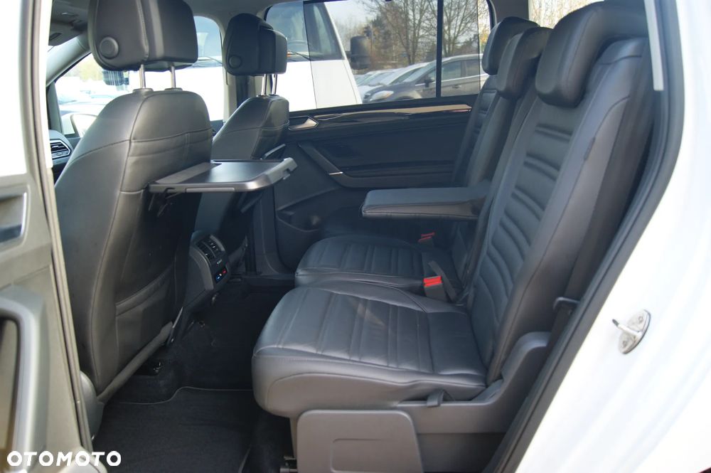 Volkswagen Touran 2.0 TDI BMT Highline DSG - 17