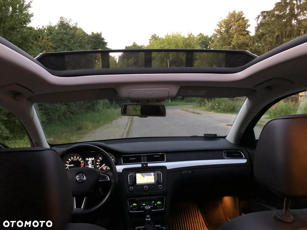 Skoda Superb 2.0 TDI 4x4 Platinum Outdoor DSG - 4