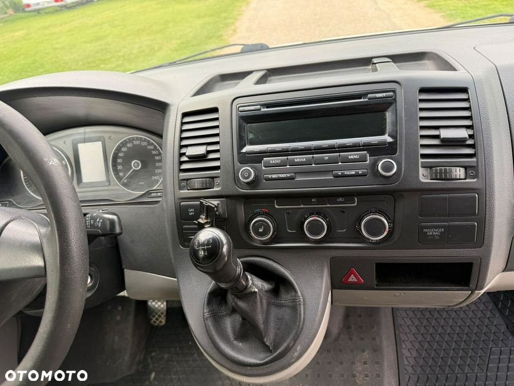 Volkswagen Transporter - 12