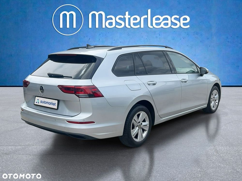 Volkswagen Golf - 5