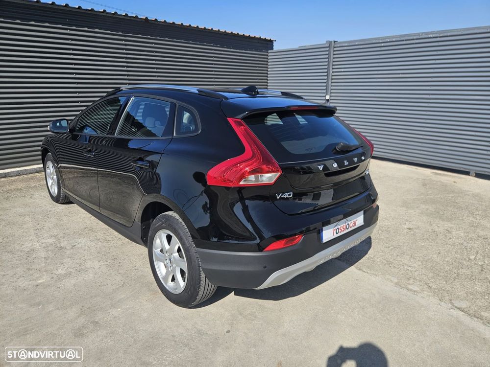 Volvo V40 Cross Country 2.0 D2 Momentum - 13