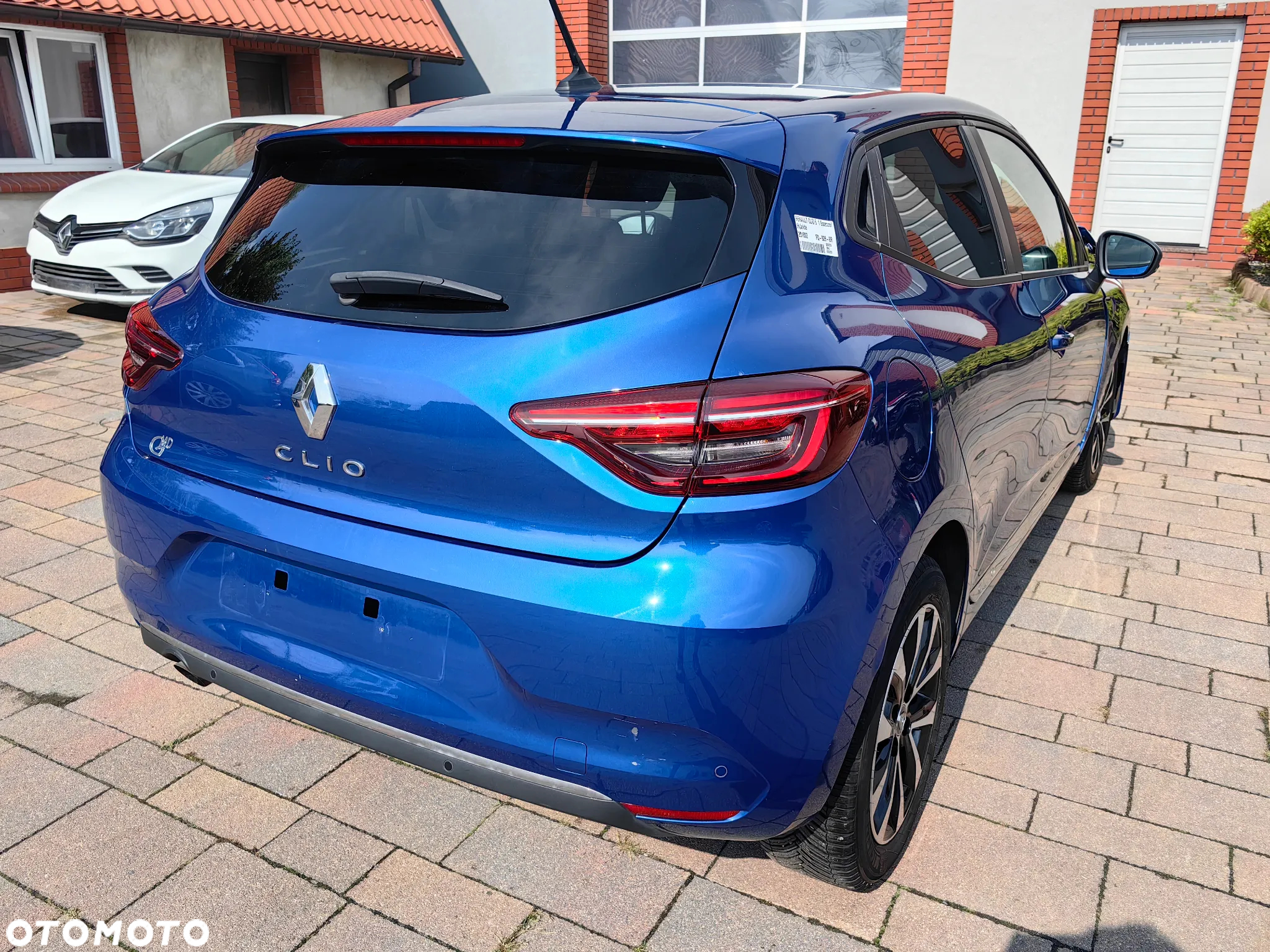 Renault Clio TCe 100 BUSINESS EDITION - 10
