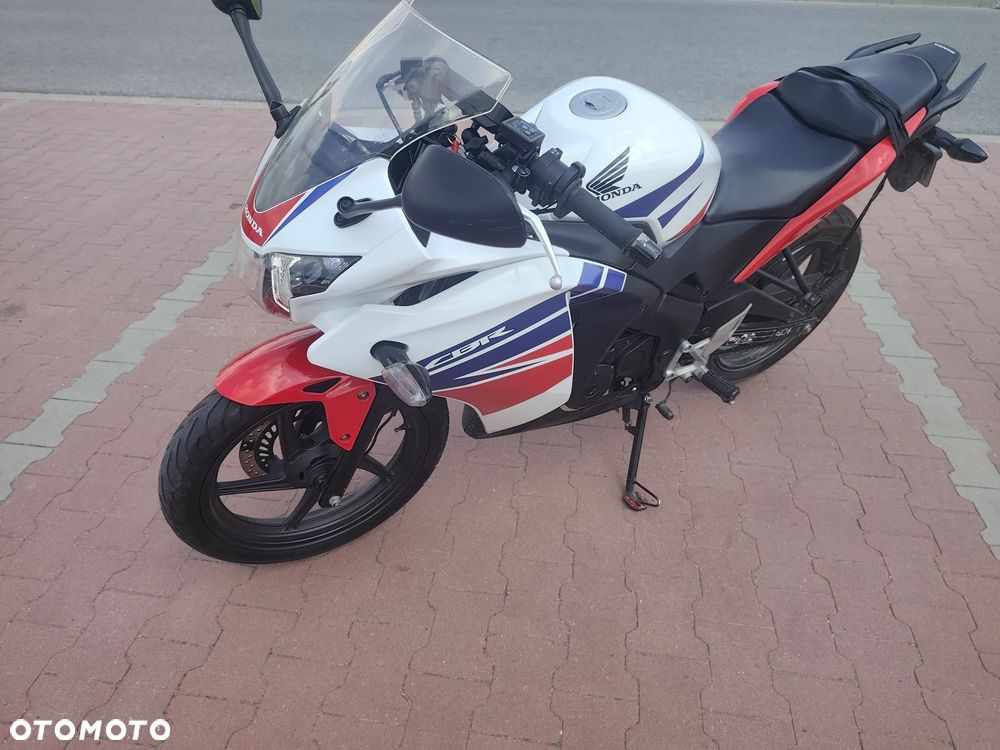 Honda CBR - 9