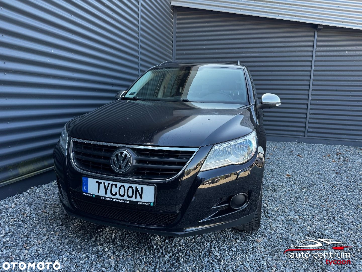 Volkswagen Tiguan - 2