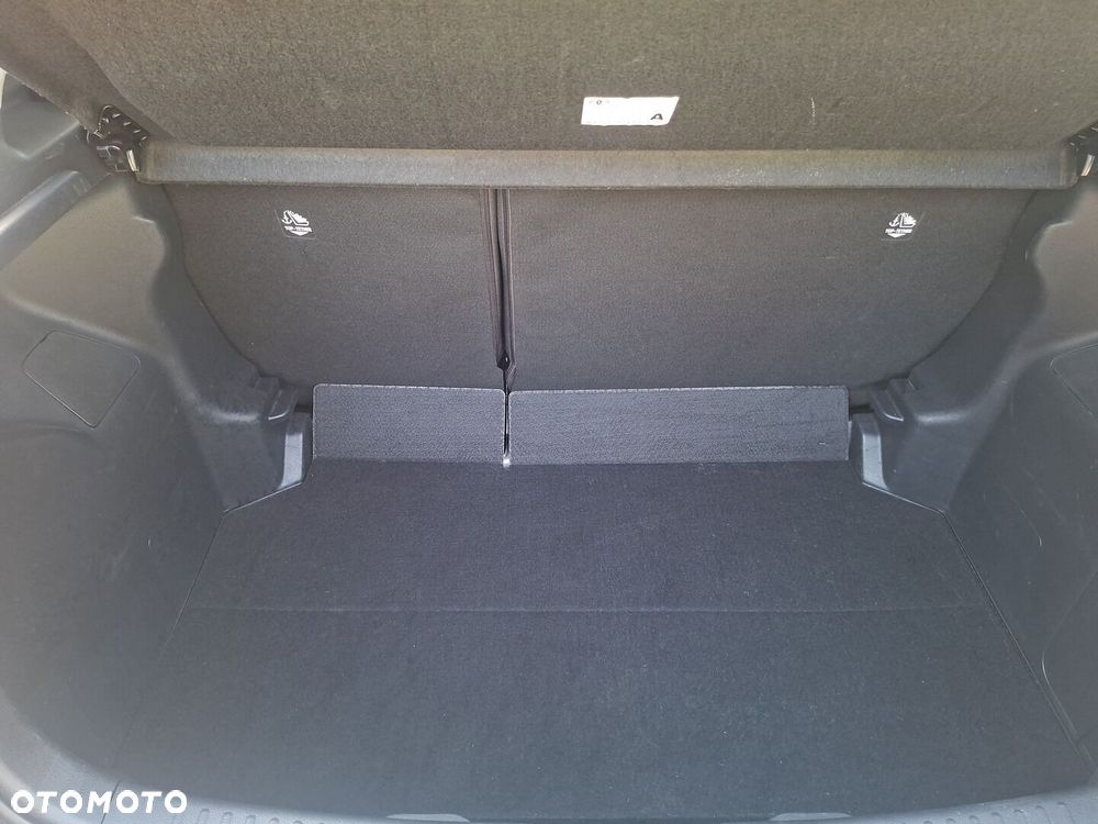 Toyota Yaris Hybrid 1.5 Style - 9