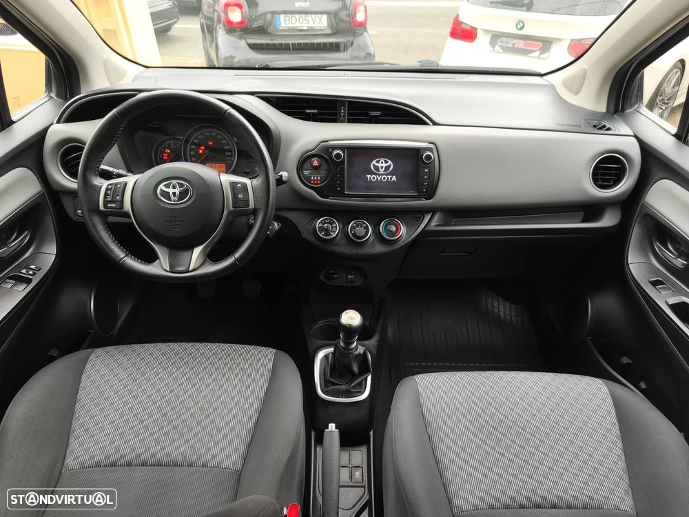 Toyota Yaris 1.4 D-4D Comfort 99g - 27