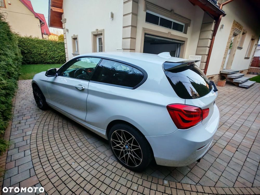 BMW Seria 1 116i - 9