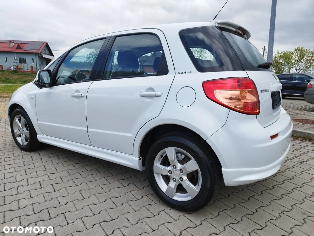 Suzuki SX4 1.6 VVT 4x2 City+ - 11