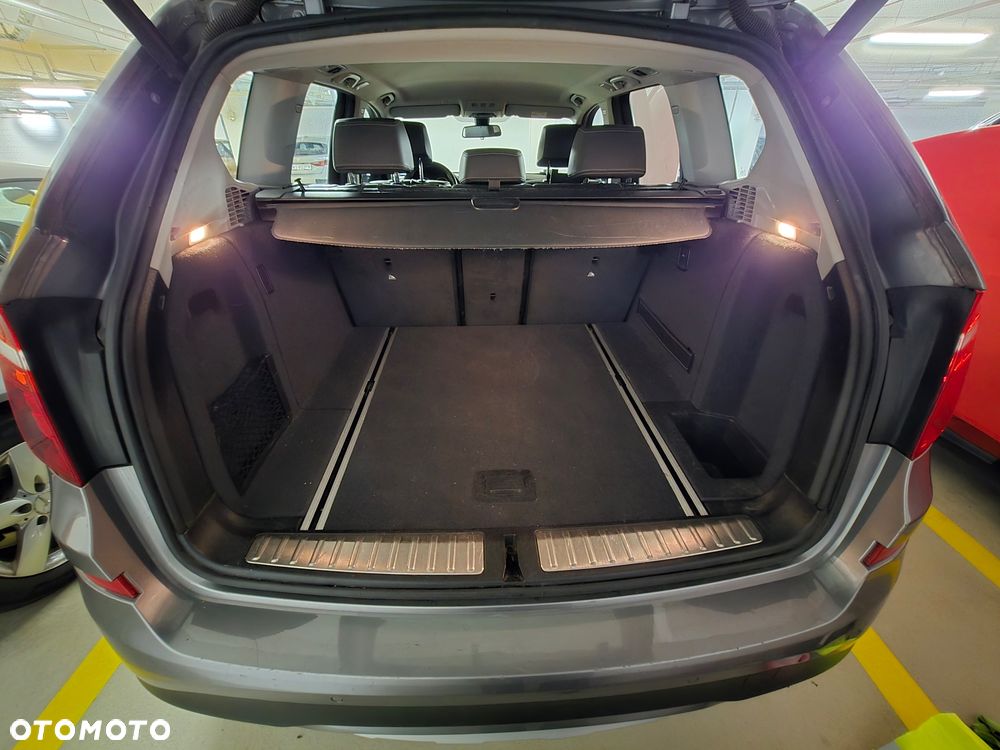 BMW X3 xDrive20d xLine - 16