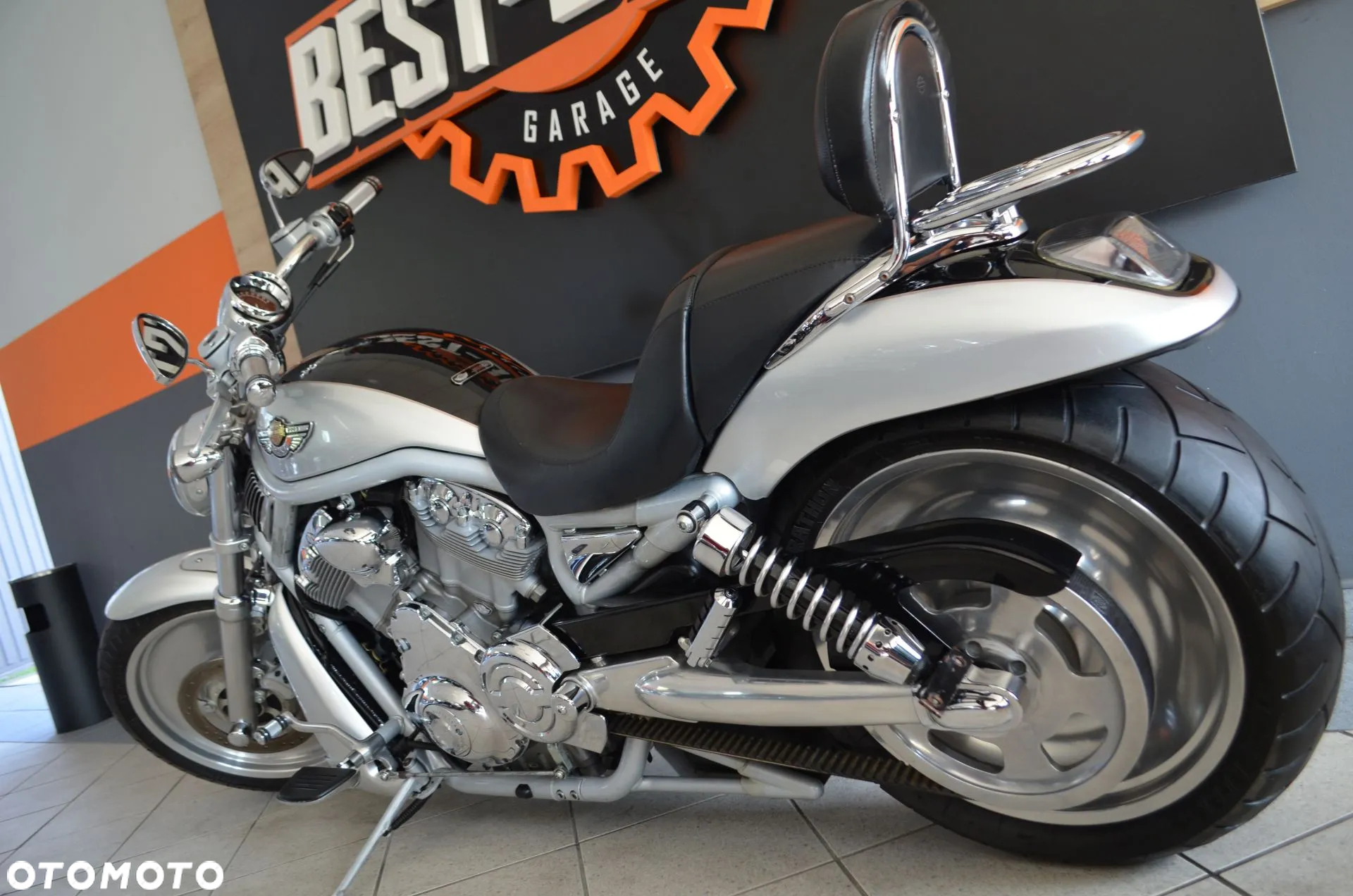 Harley-Davidson Softail V-Rod - 20