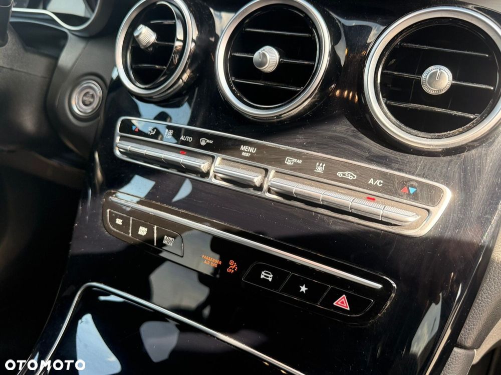 Mercedes-Benz GLC 300 e 4-Matic - 20