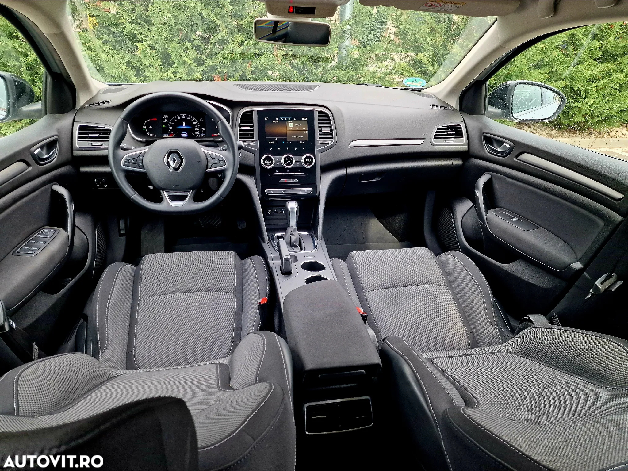 Renault Megane BLUE dCi 115 EDC INTENS - 5