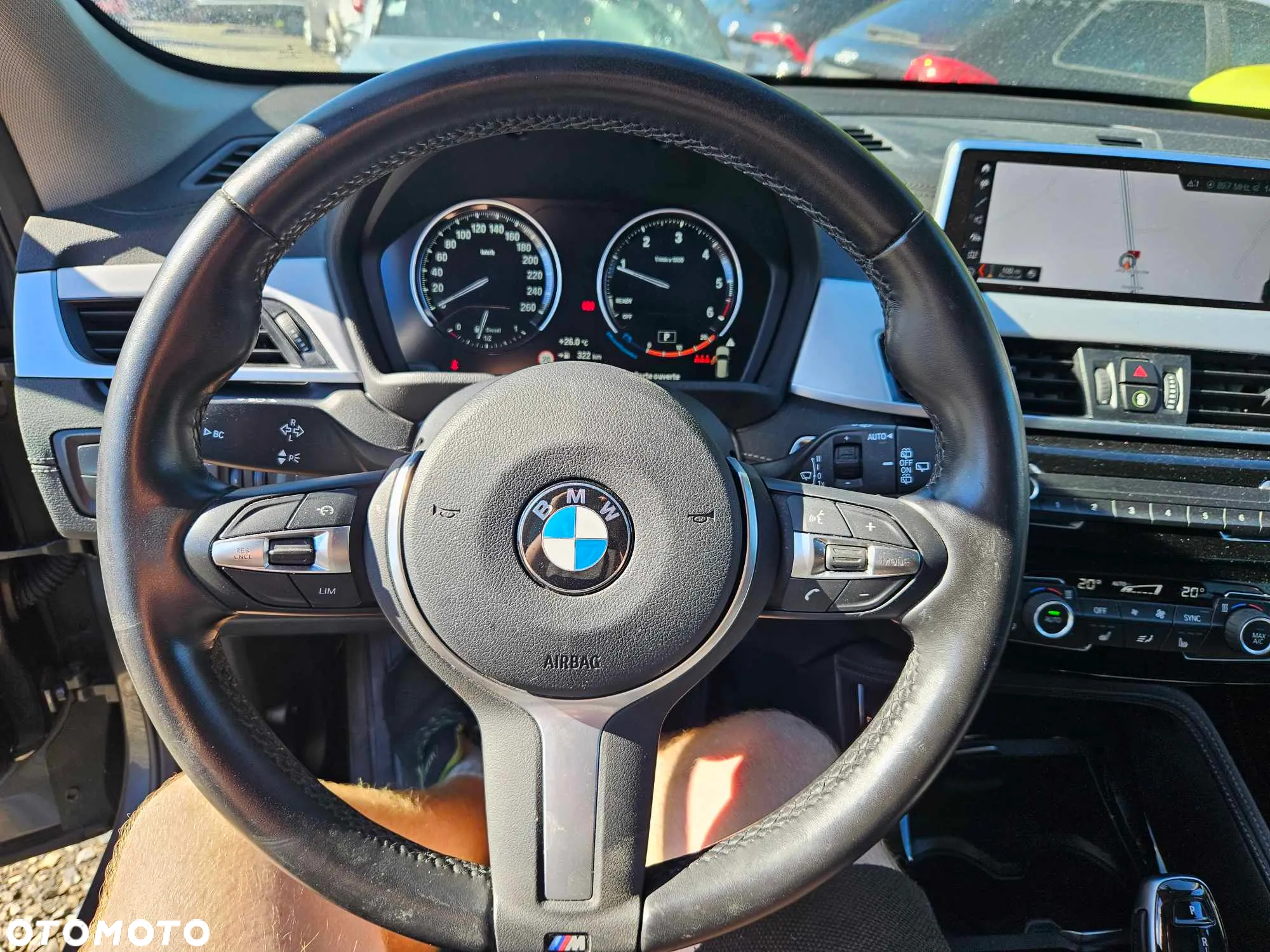 BMW X1 sDrive18d sport - 12