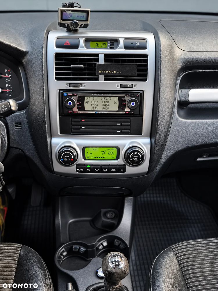 Kia Sportage 2.0 2WD Champ - 27