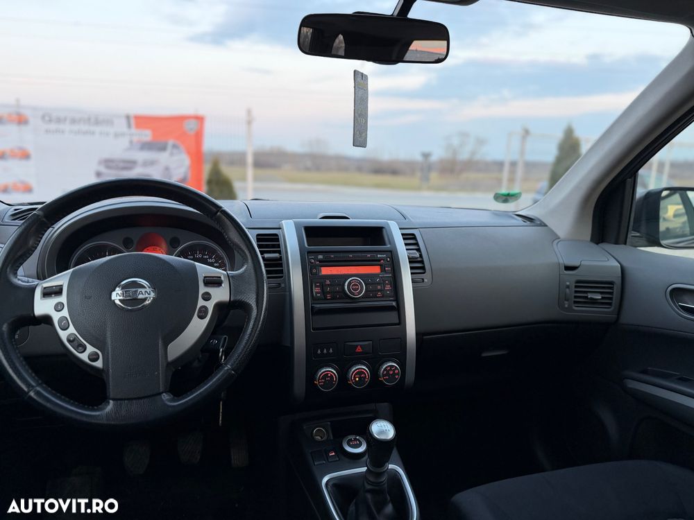 Nissan X-Trail 2.0 dCi 4x4 DPF Platinum - 6
